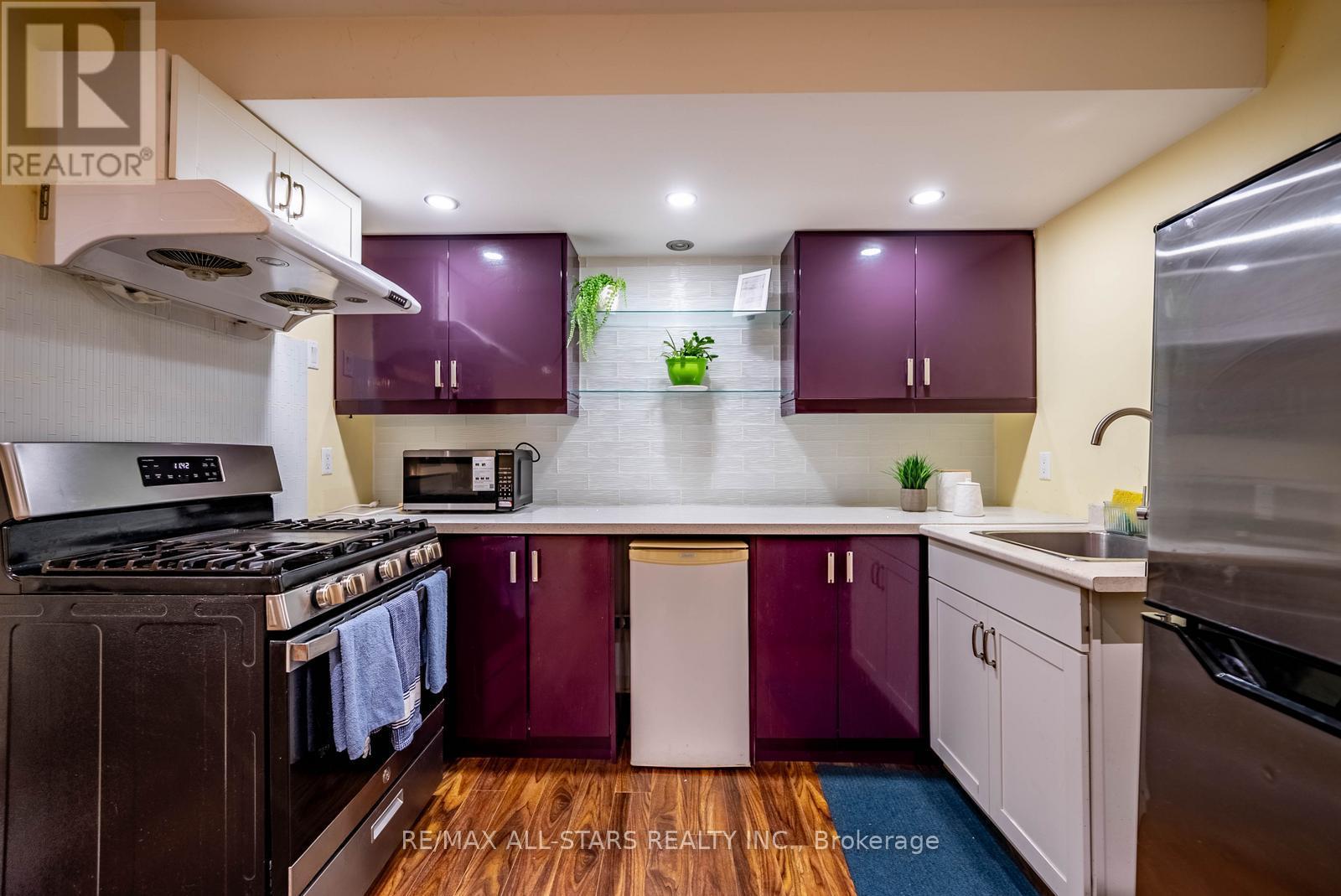 135 GLAD PARK AVENUE - 37