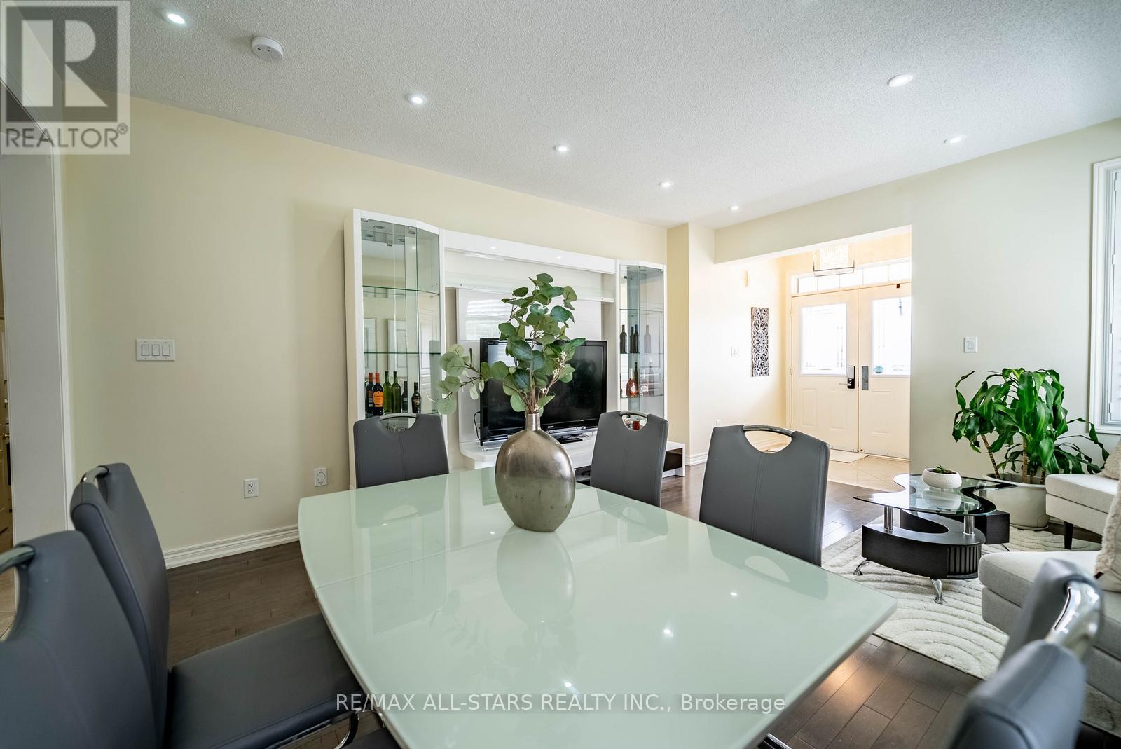 135 GLAD PARK AVENUE - 9