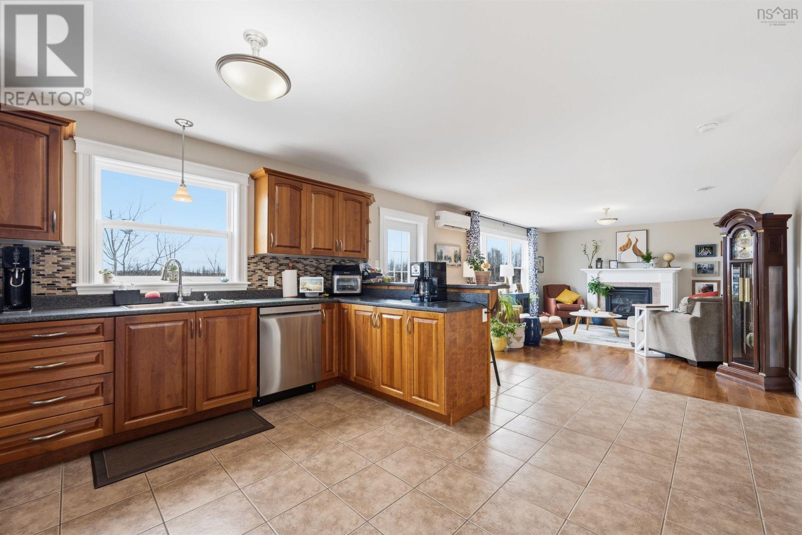 397 Hemlock Drive - 12