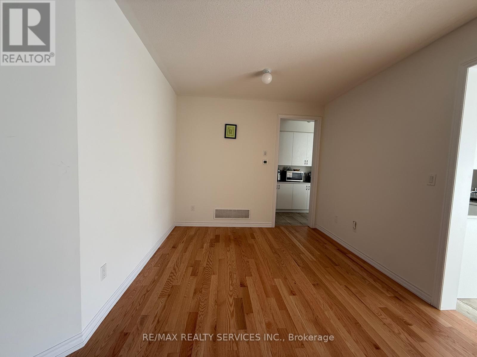 39 PRUDHOE TERRACE - 23