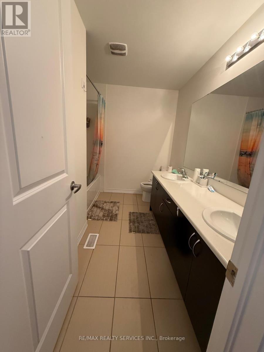 39 PRUDHOE TERRACE - 25