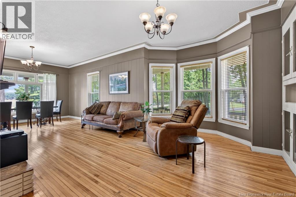 4202 Water Street - Image 17