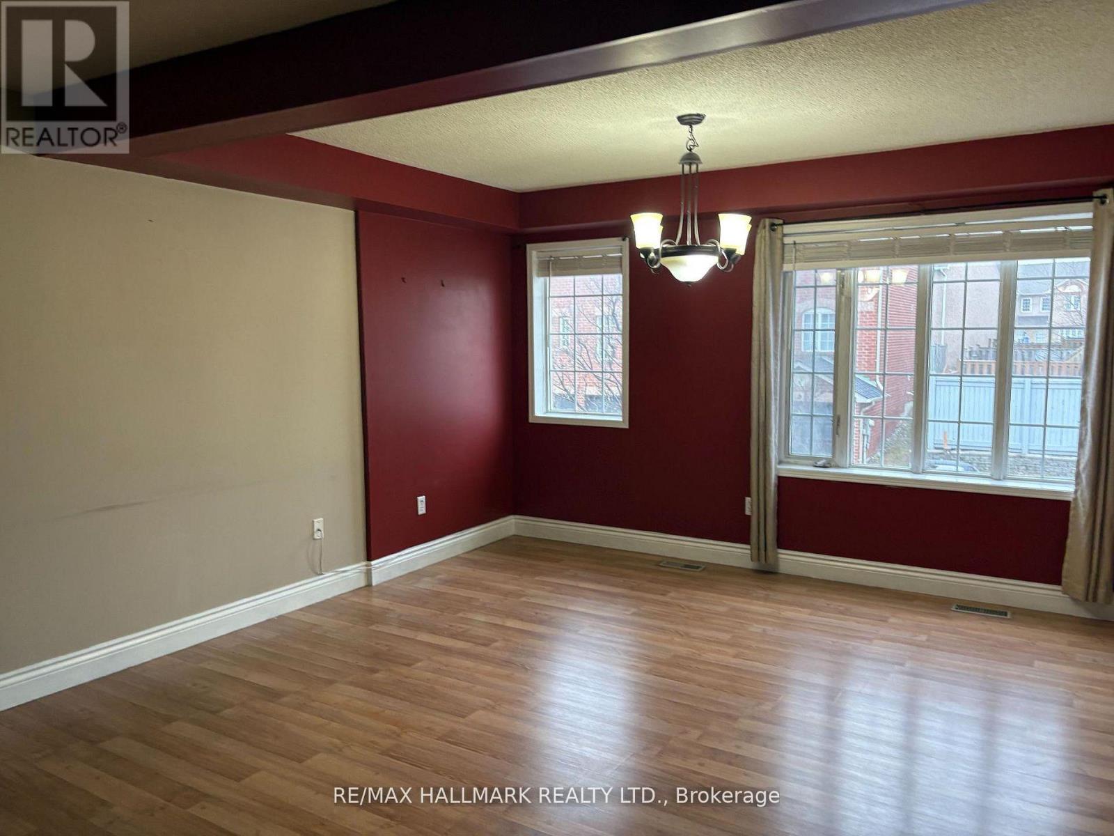 138 SPADINA ROAD - 3