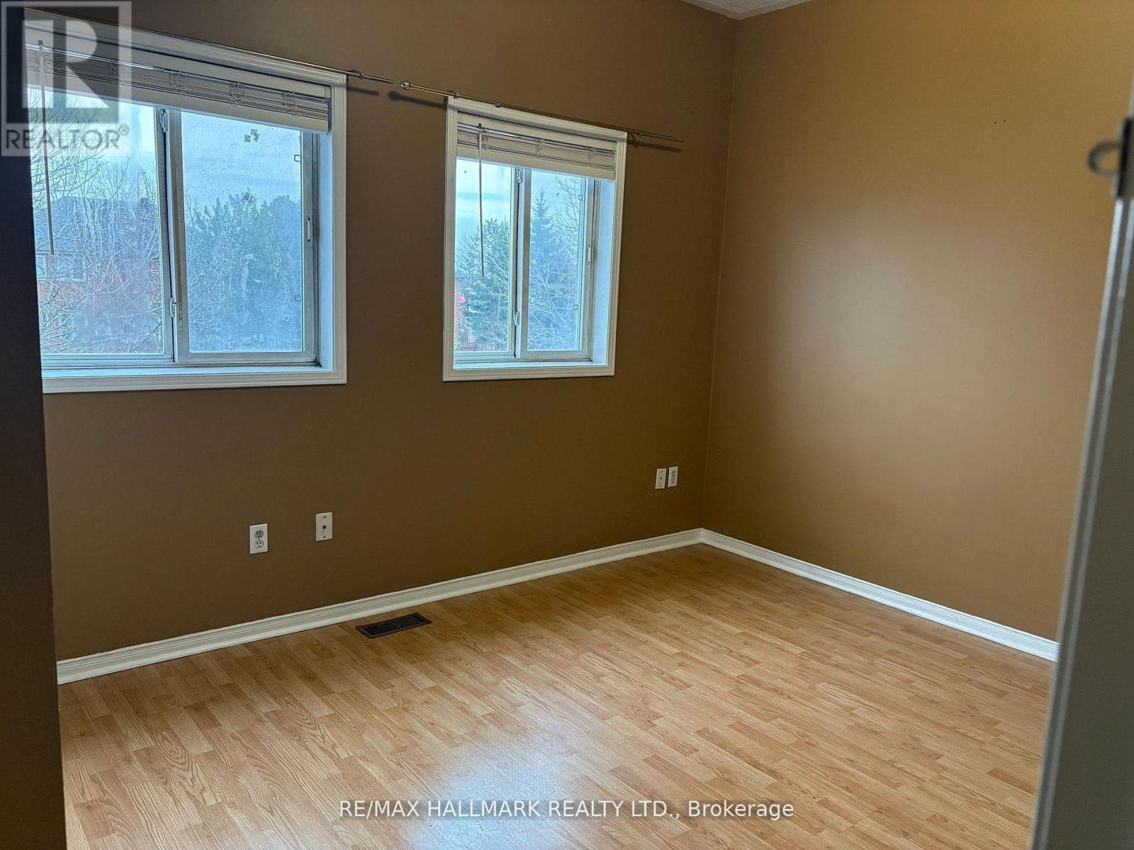 138 SPADINA ROAD - 6