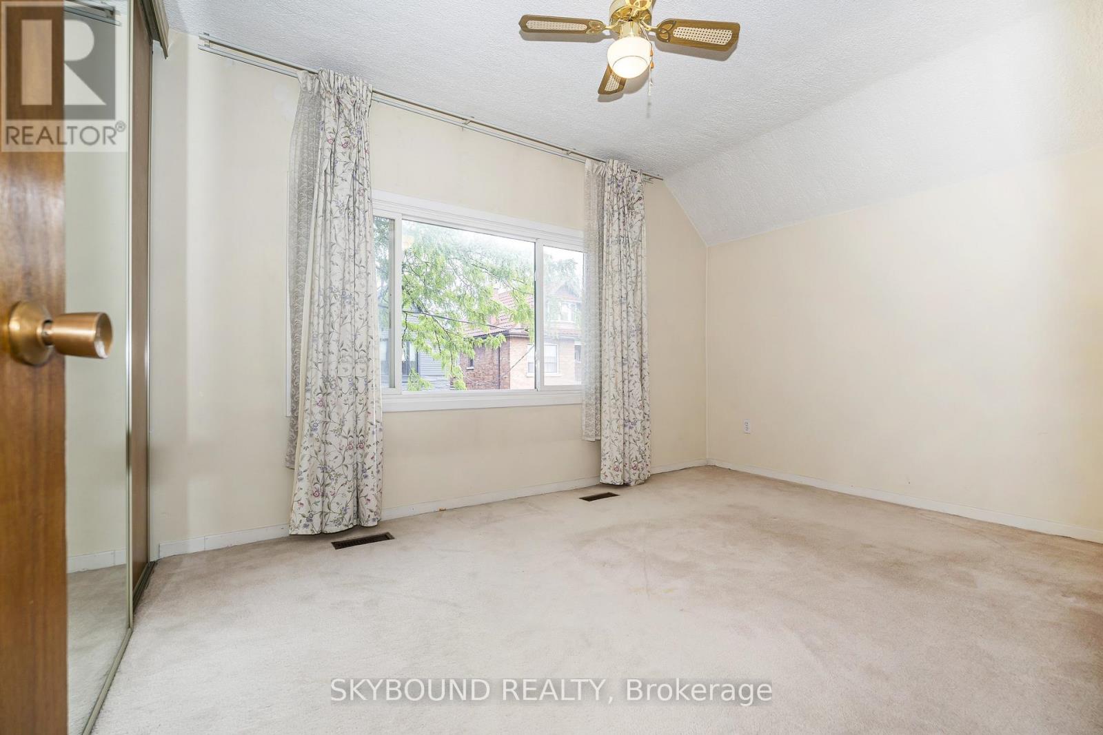 5 MANCHESTER AVENUE - 15
