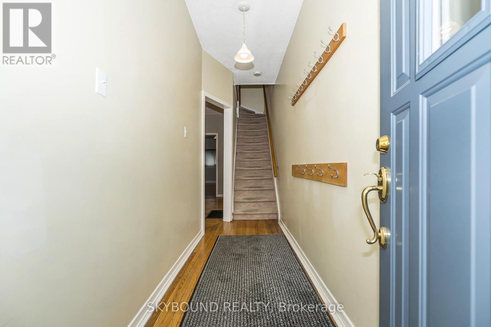 5 MANCHESTER AVENUE - 21