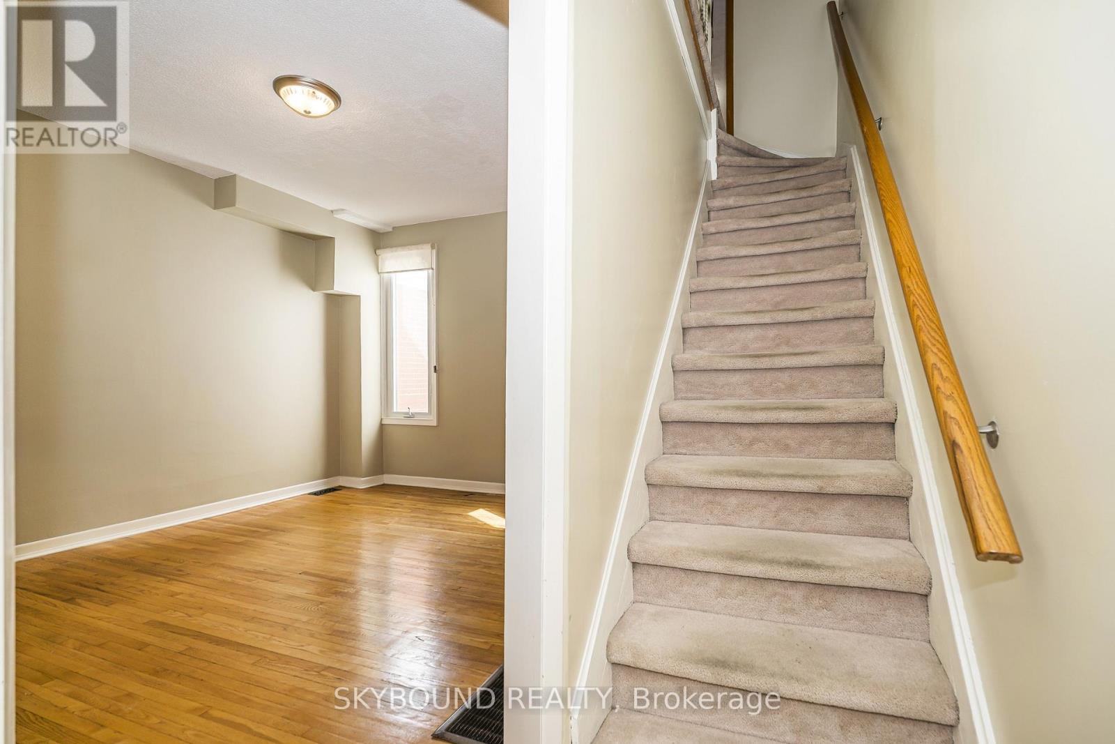 5 MANCHESTER AVENUE - 22