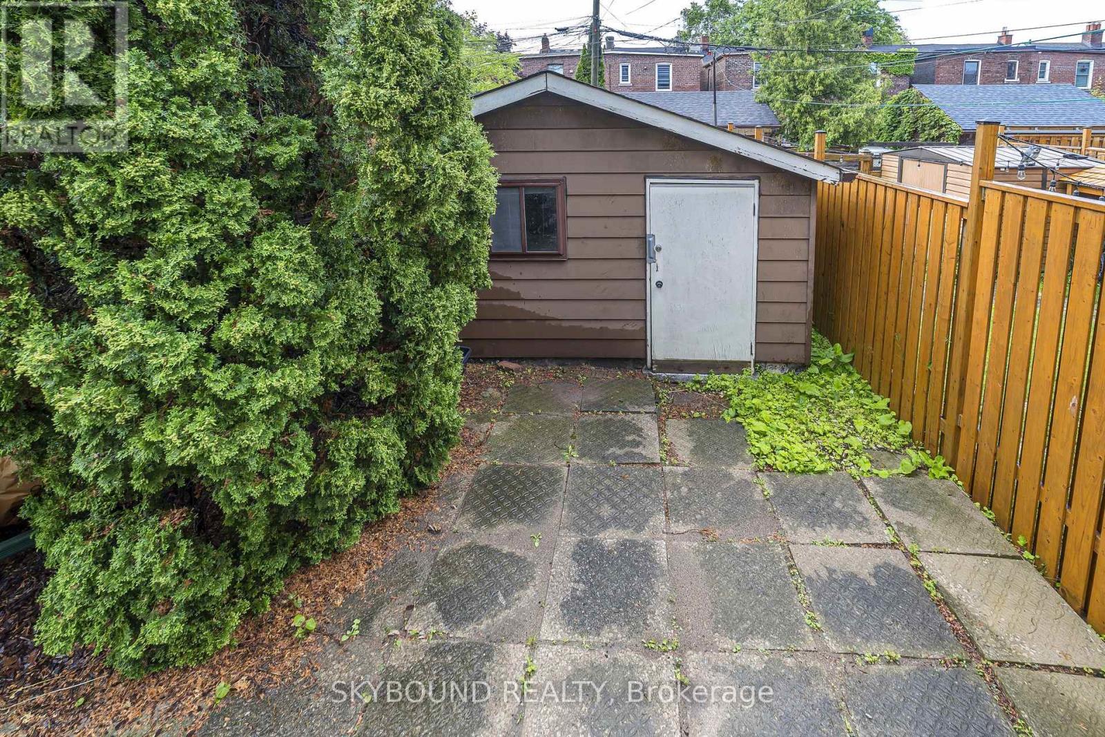 5 MANCHESTER AVENUE - 28