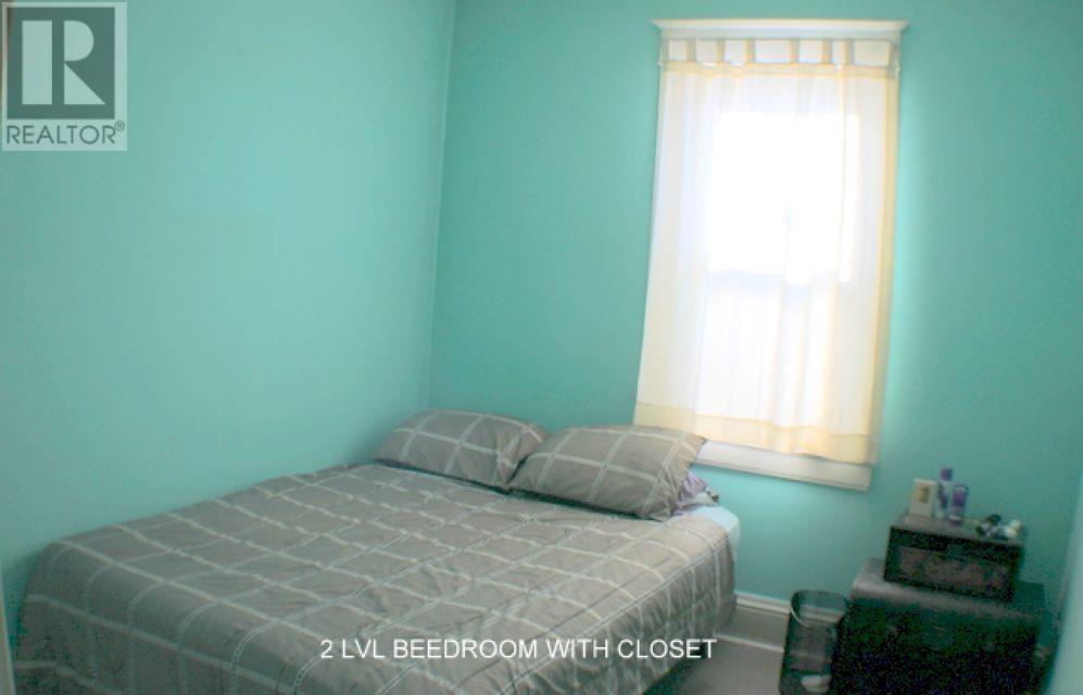86 ST ANDREWS TERR - 18