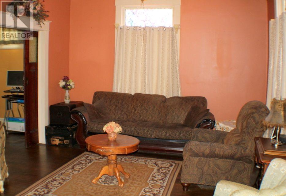 86 ST ANDREWS TERR - 5