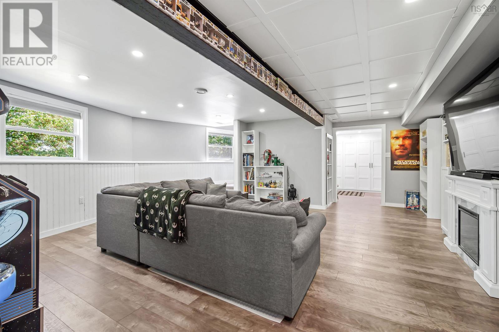 18 Delmerle Drive - 43