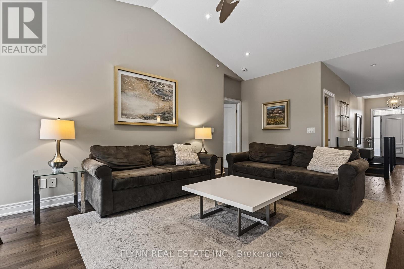 32 RIDGEVIEW CRESCENT - 24
