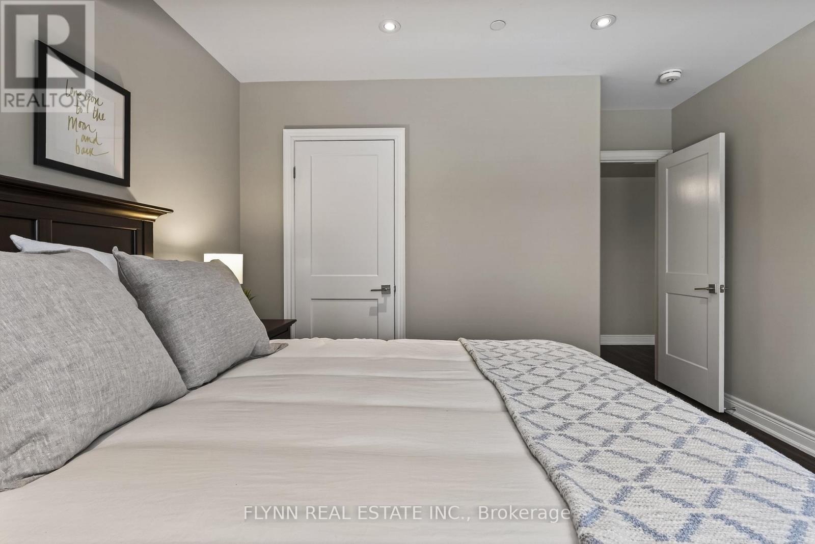 32 RIDGEVIEW CRESCENT - 42