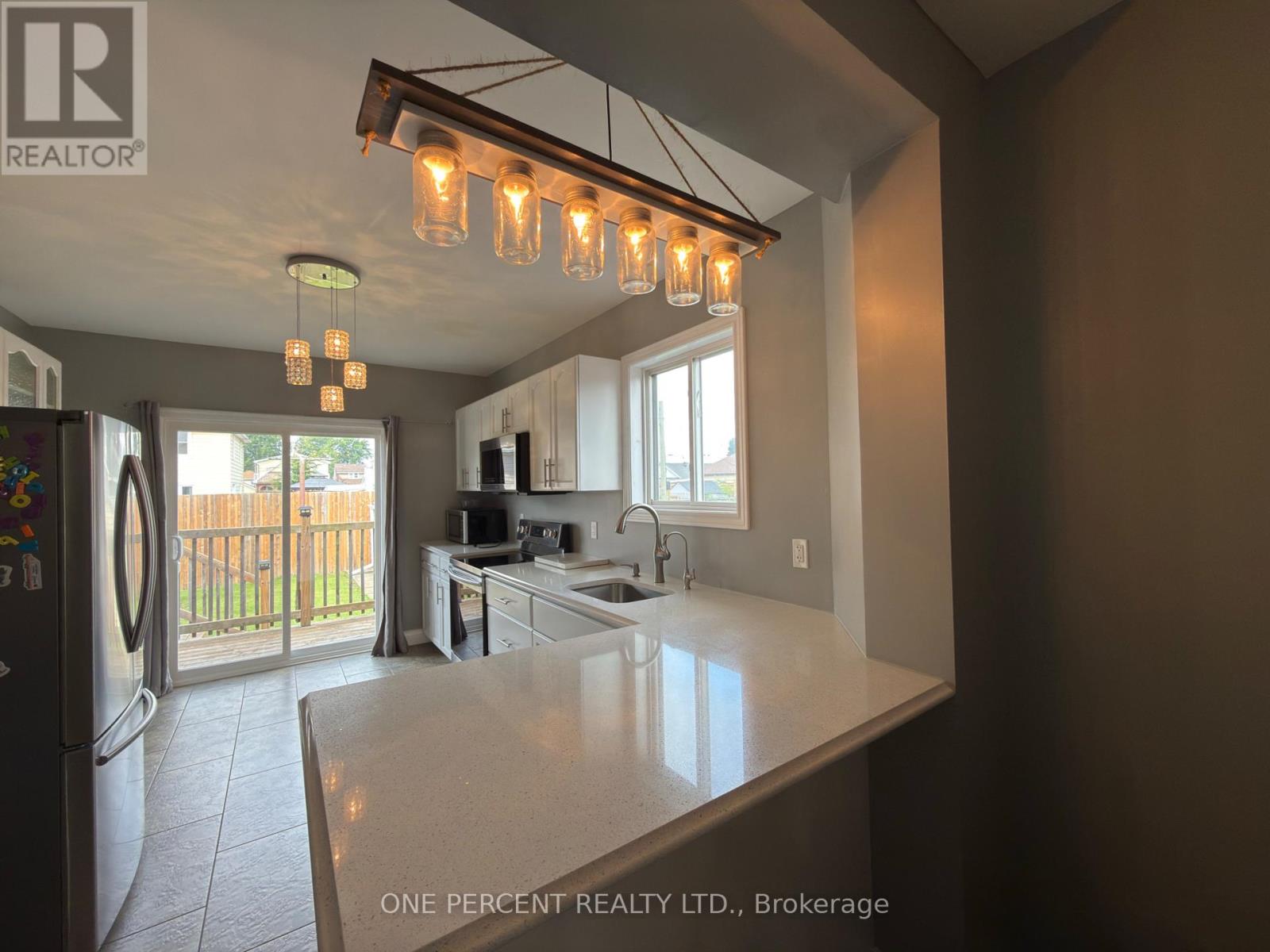 9 LYONS AVENUE - 3
