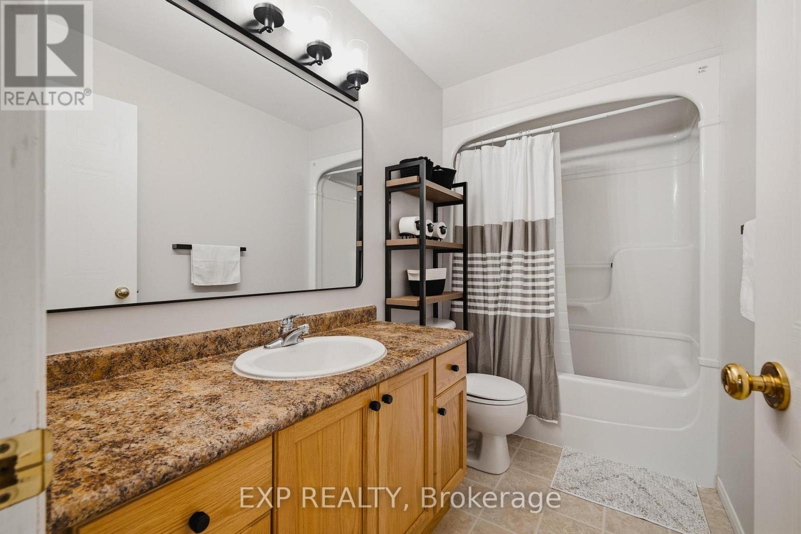 31 PARKSIDE STREET - 19