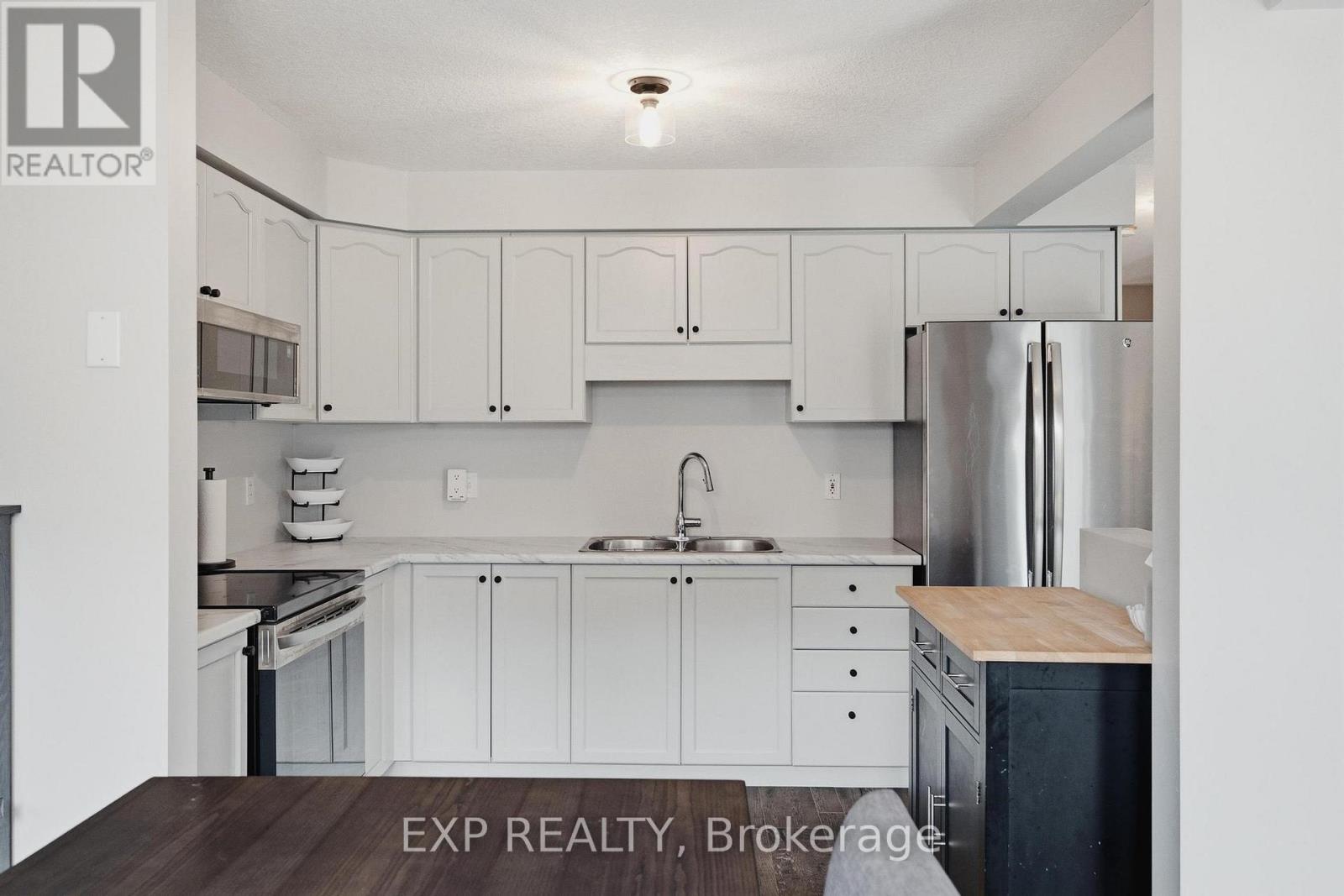 31 PARKSIDE STREET - 9