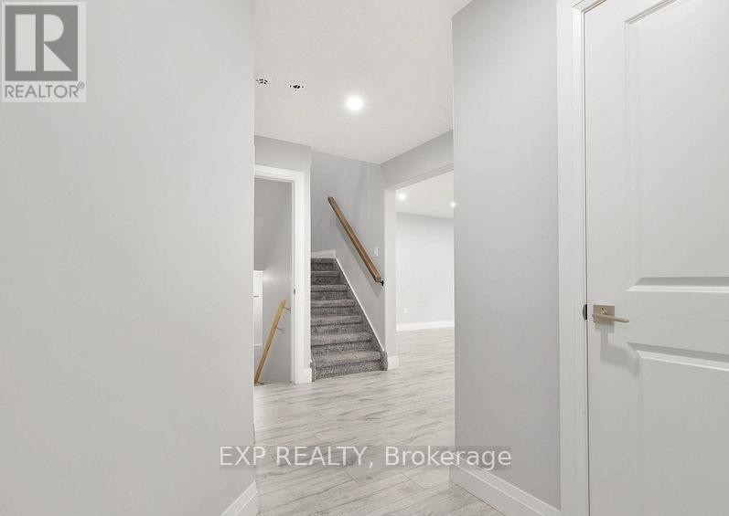 #14 61 VIENNA ROAD - 4