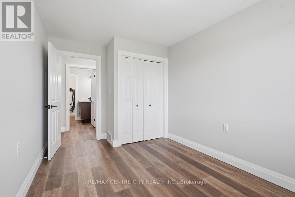 22 ILDERBROOK CIRCLE - 25