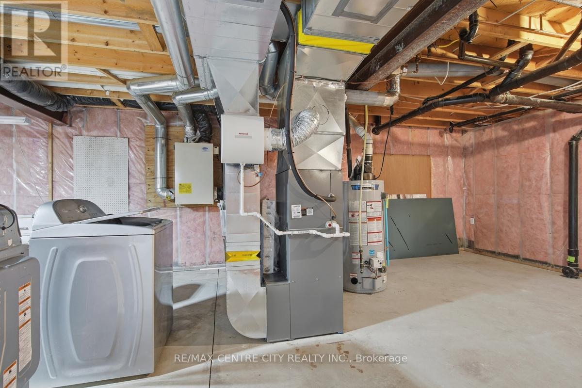 22 ILDERBROOK CIRCLE - 32