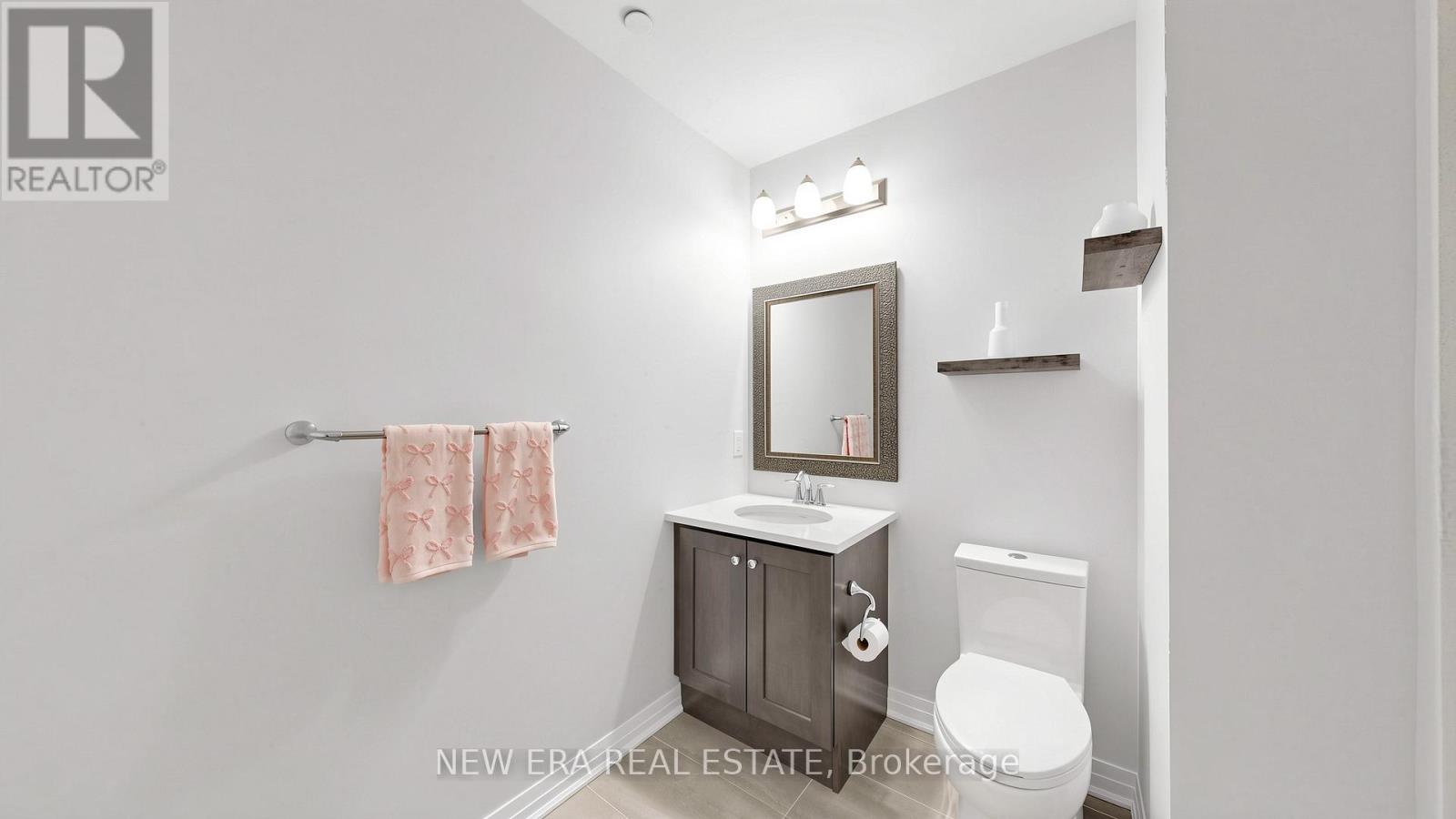 #229 128 GROVEWOOD COMMON - 28