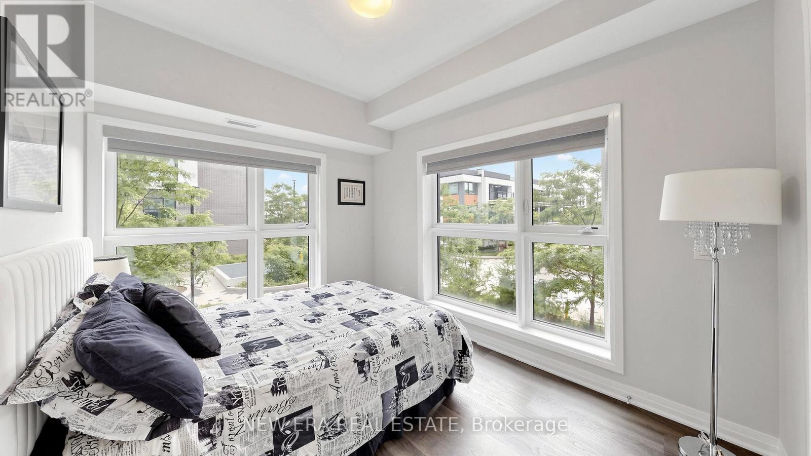 #229 128 GROVEWOOD COMMON - 31
