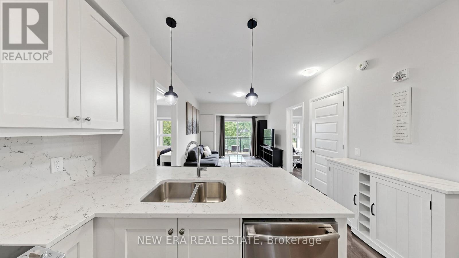 #229 128 GROVEWOOD COMMON - 20