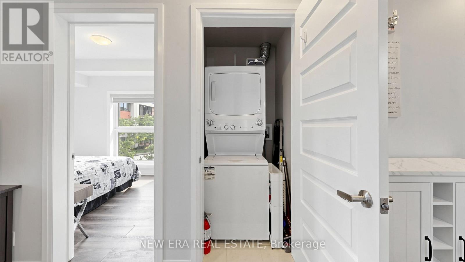 #229 128 GROVEWOOD COMMON - 35