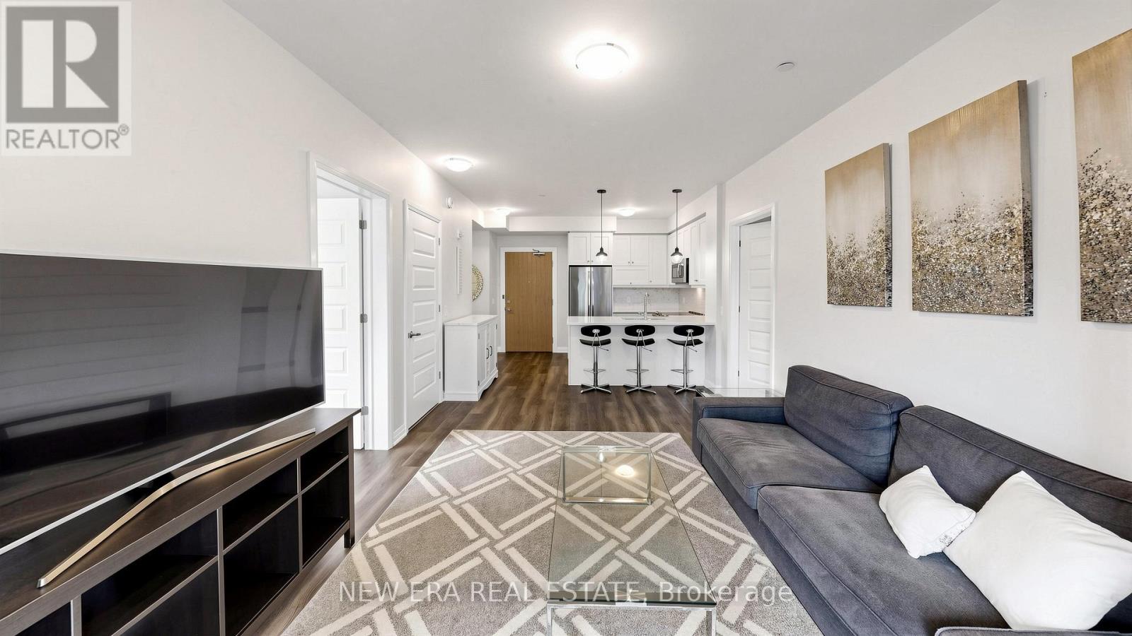 #229 128 GROVEWOOD COMMON - 15