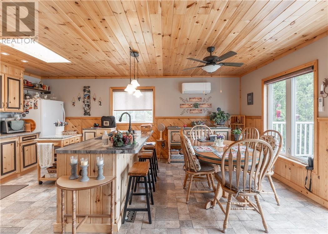 102 Labre Road - 11