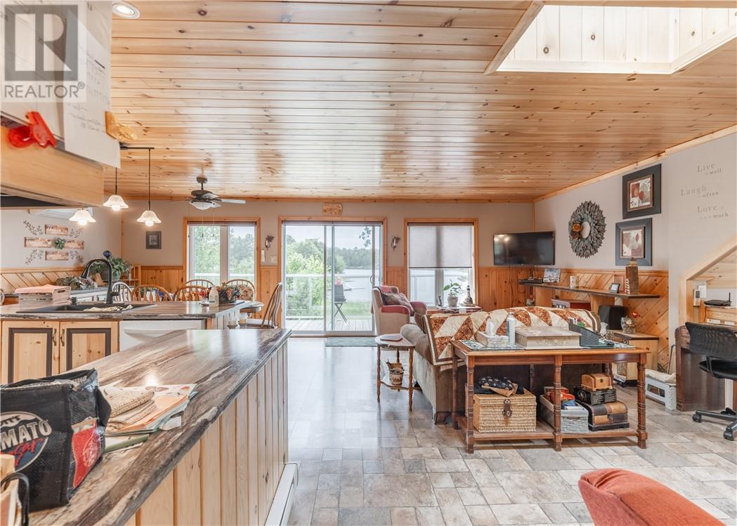 102 Labre Road - 14