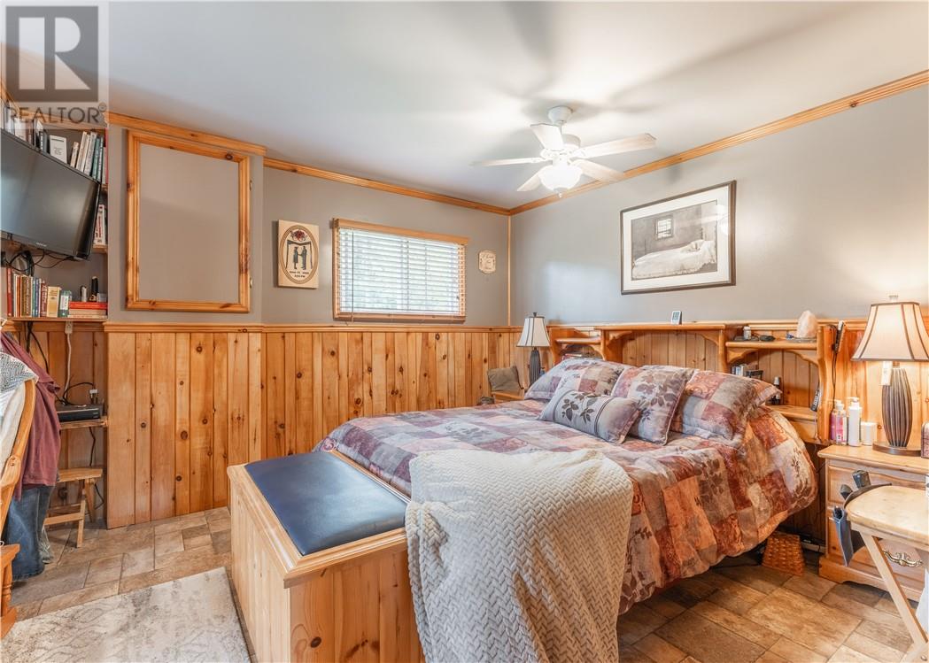 102 Labre Road - 15