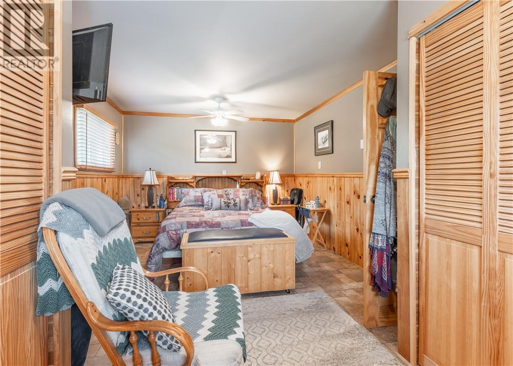 102 Labre Road - 17