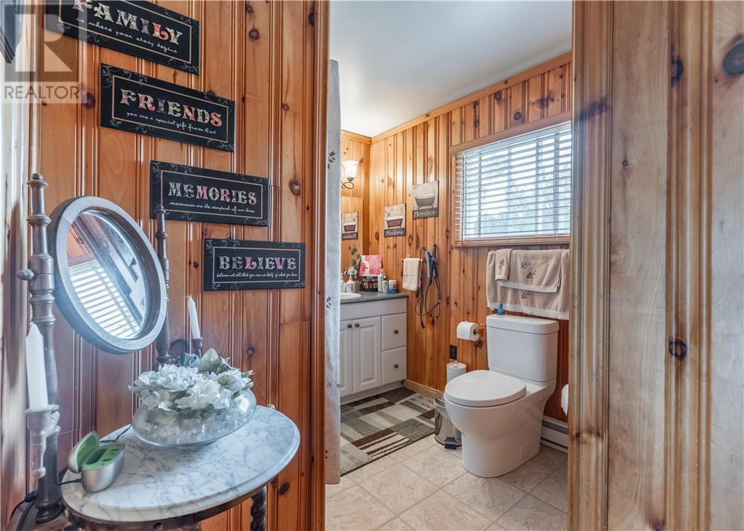 102 Labre Road - 18