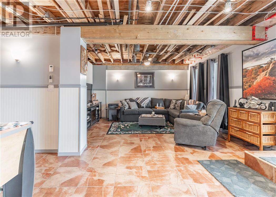 102 Labre Road - 21