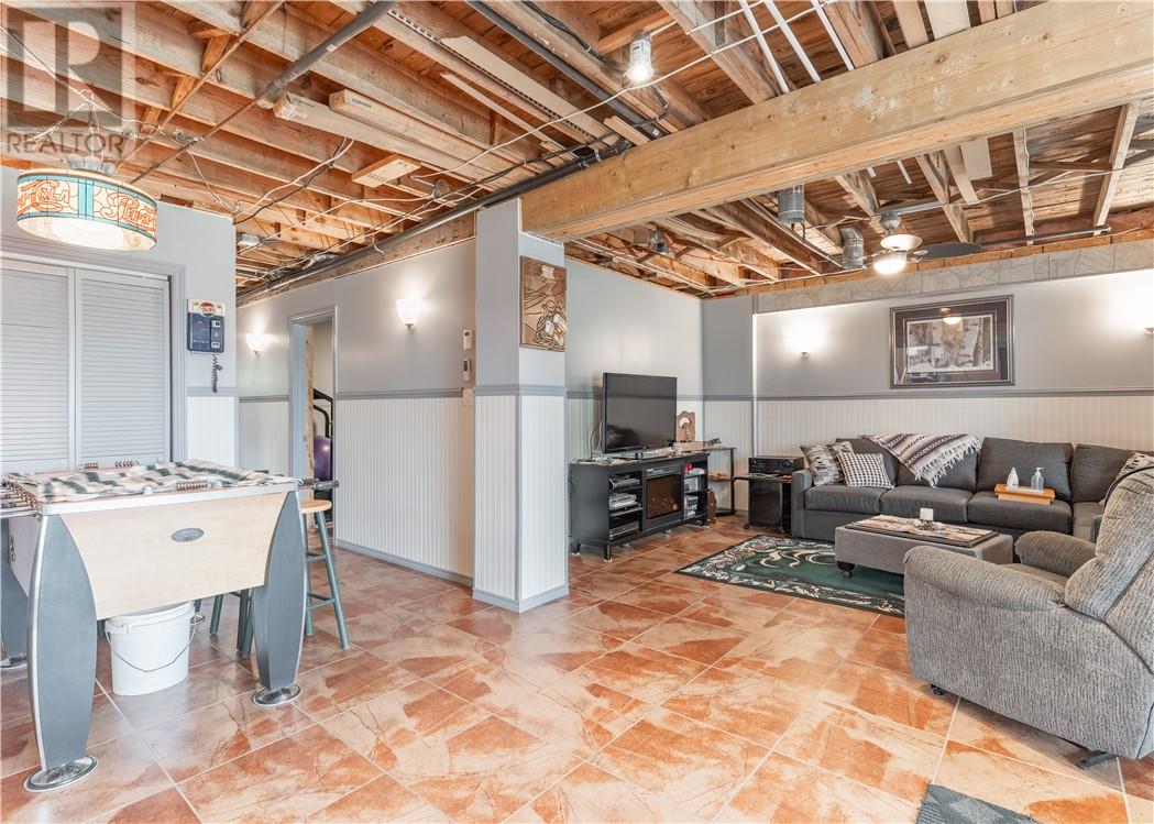 102 Labre Road - 22