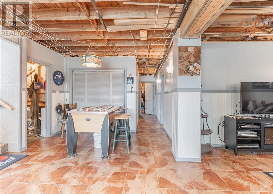 102 Labre Road - 24