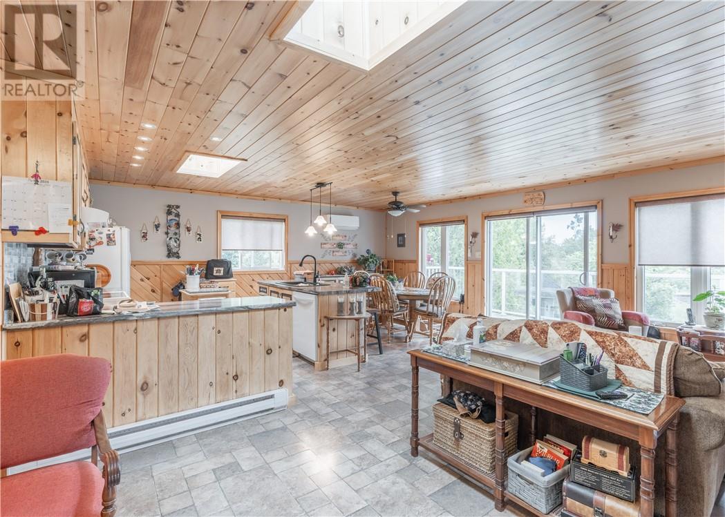 102 Labre Road - 8