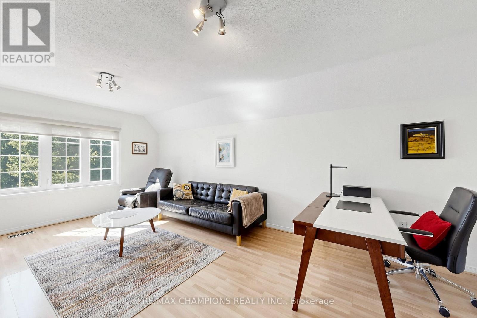 31 BOBCAT STREET - 8