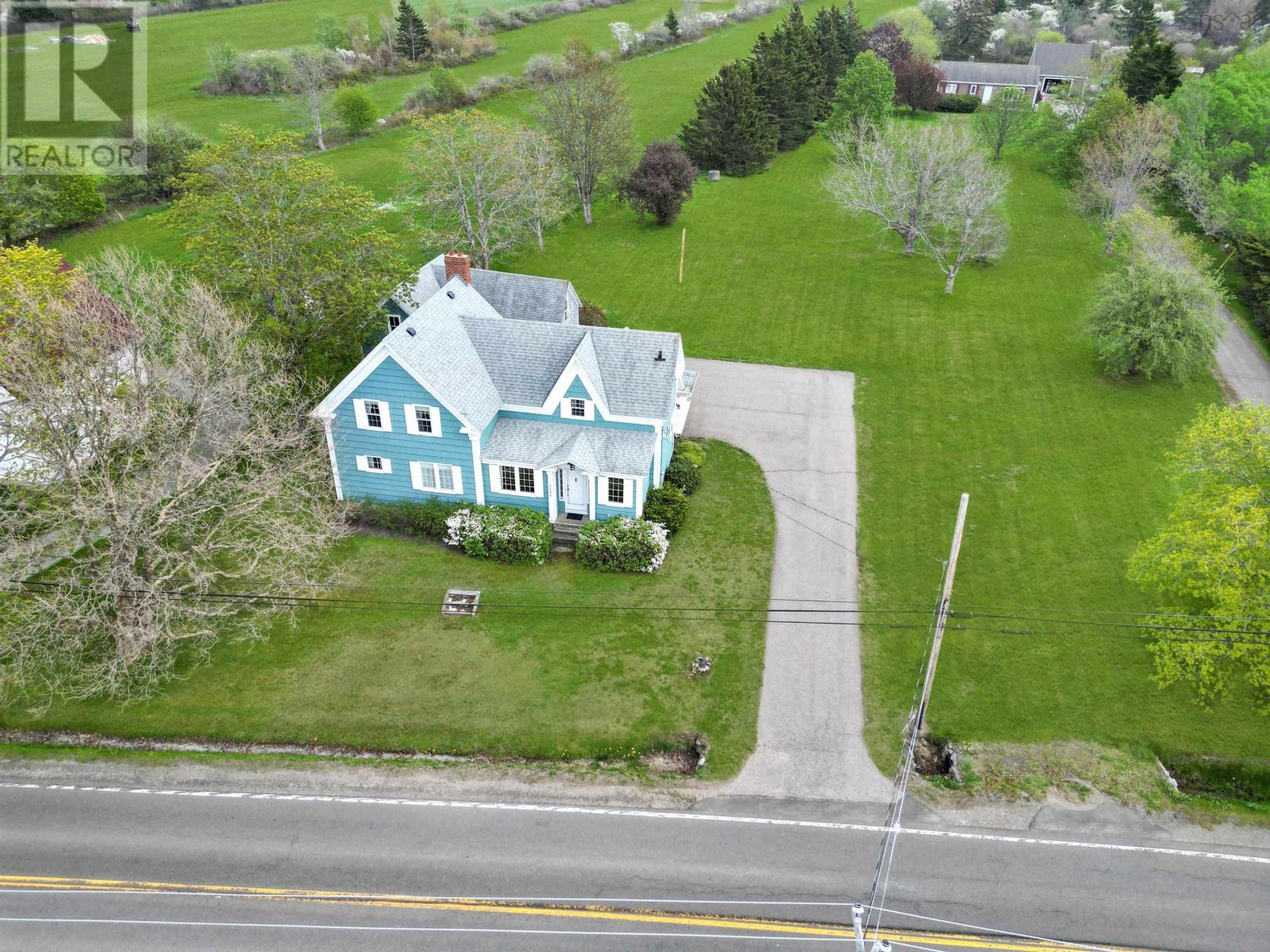 3152 Highway 1 - 2