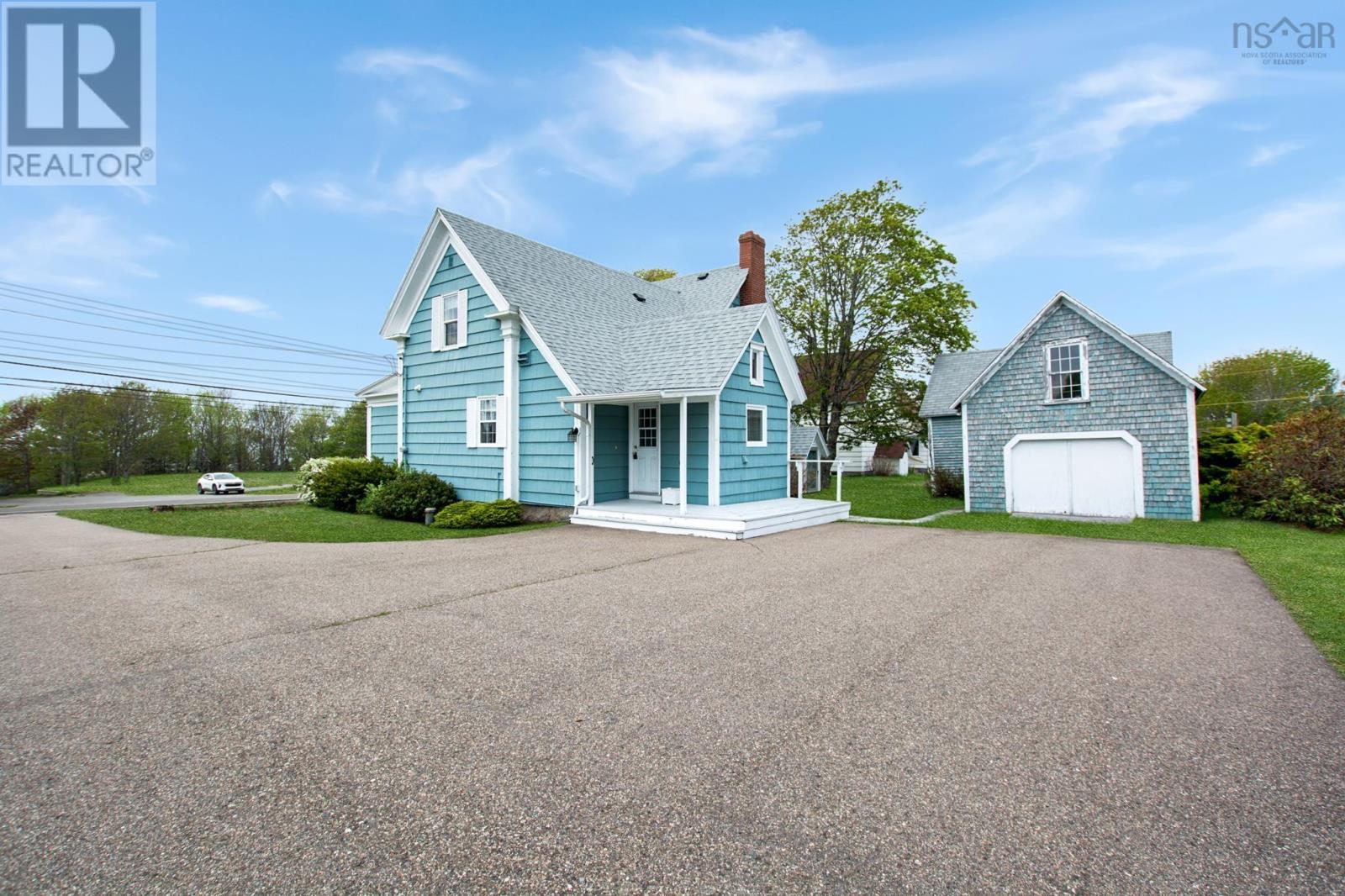 3152 Highway 1 - 3