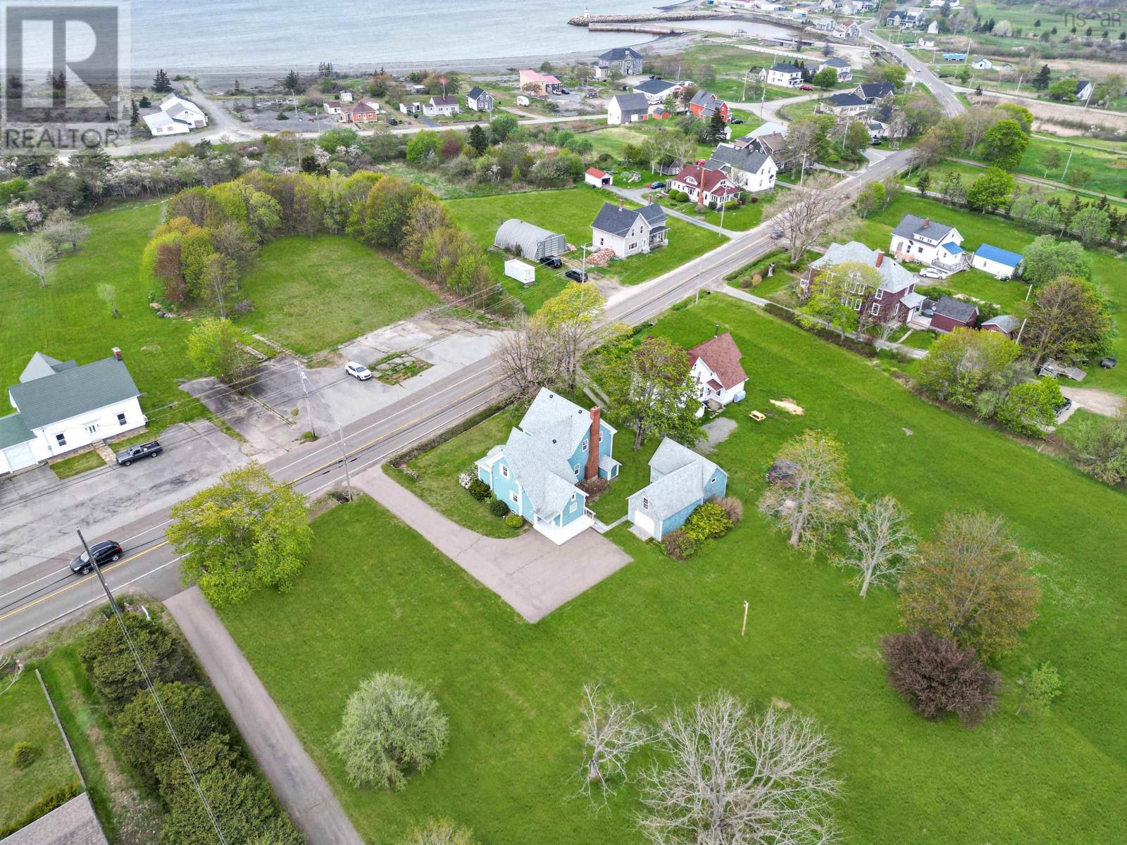 3152 Highway 1 - 45