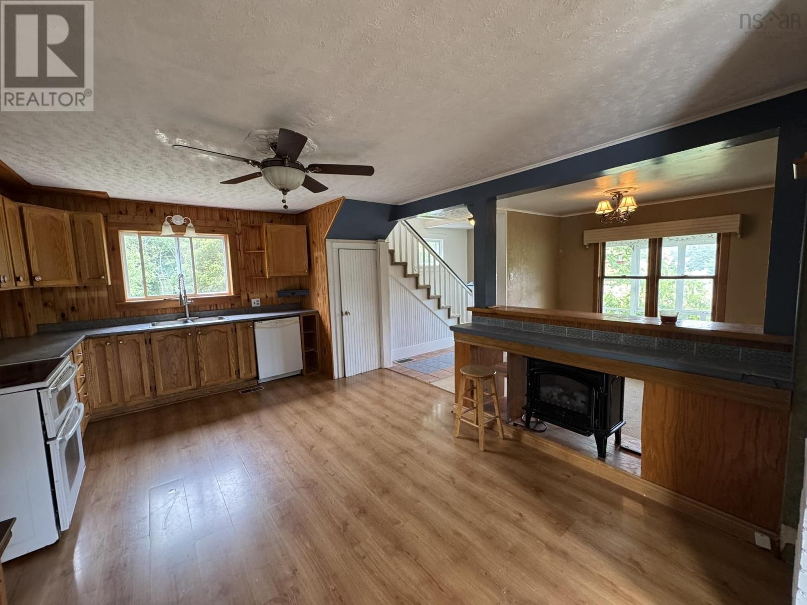 380 Truro Heights Road - 38