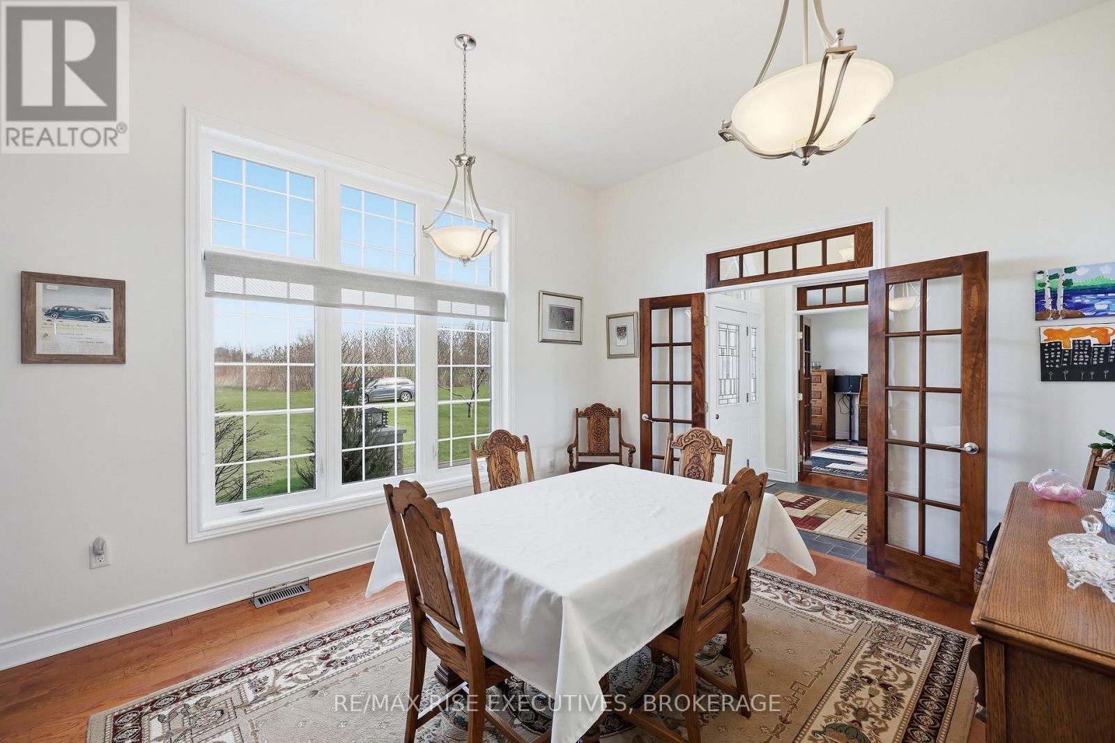 255 GOOD FRIEND DRIVE - 15