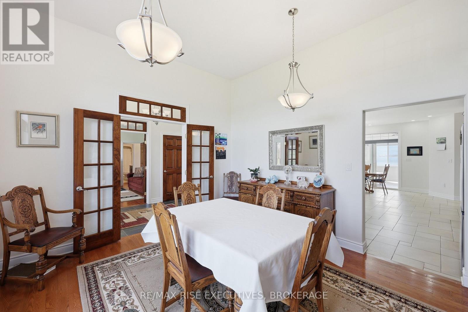 255 GOOD FRIEND DRIVE - 16
