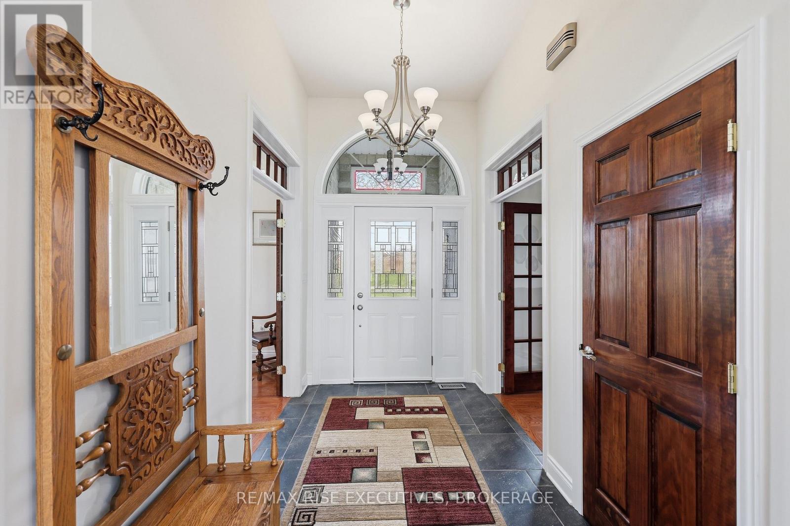 255 GOOD FRIEND DRIVE - 7