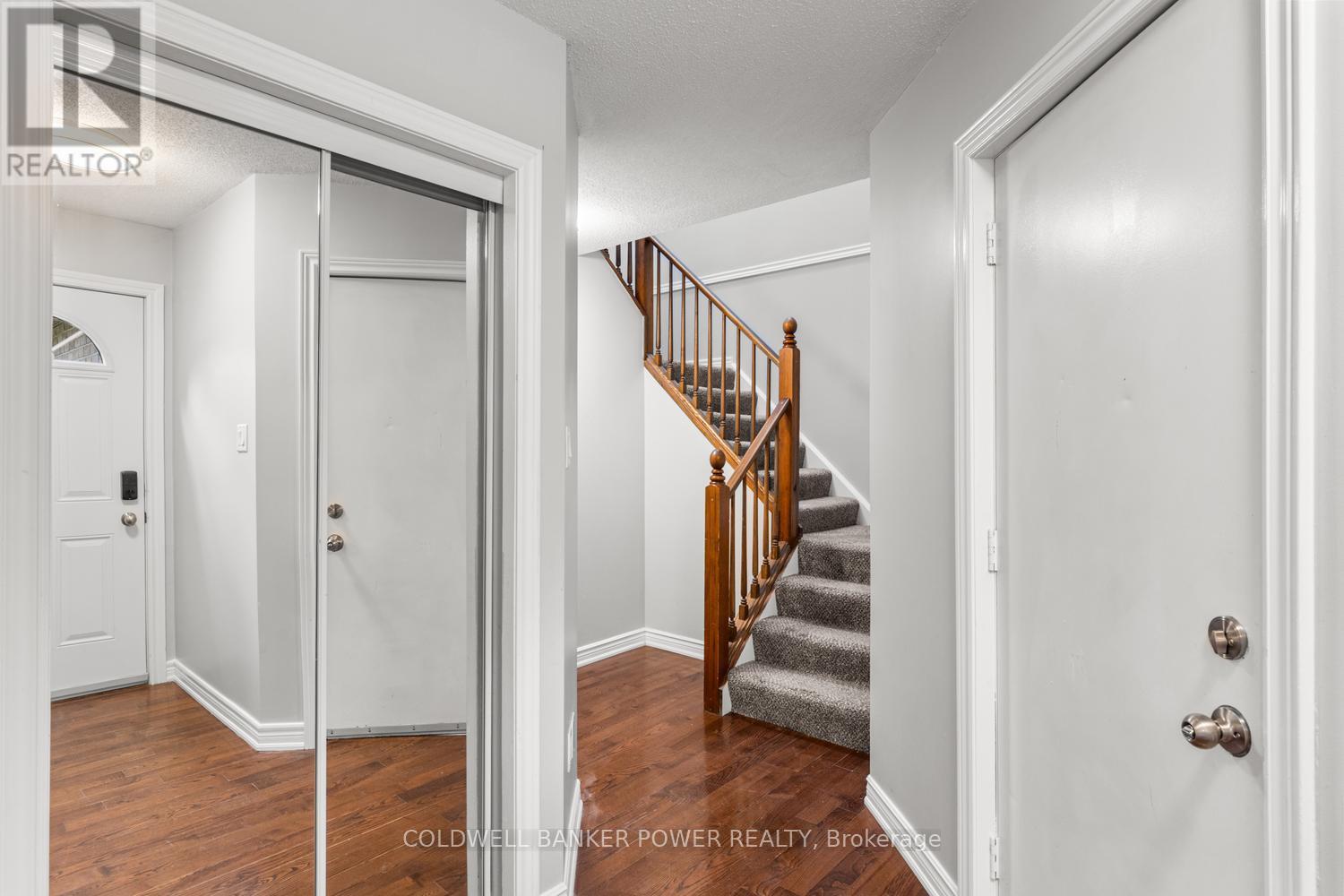 #17 340 AMBLESIDE DRIVE - 19