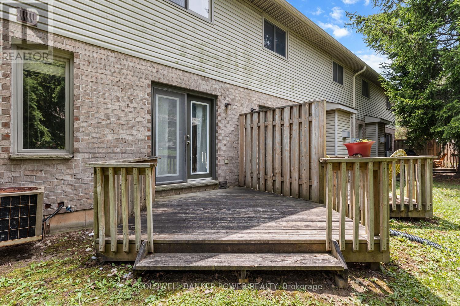 #17 340 AMBLESIDE DRIVE - 49
