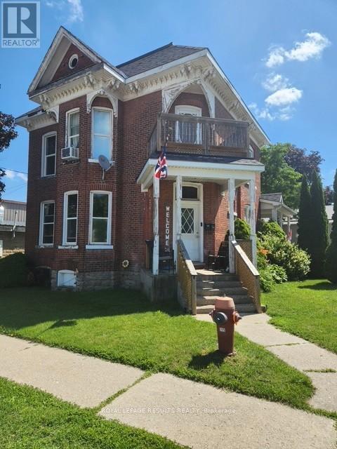 #87-89 89 SYDENHAM STREET E - 2