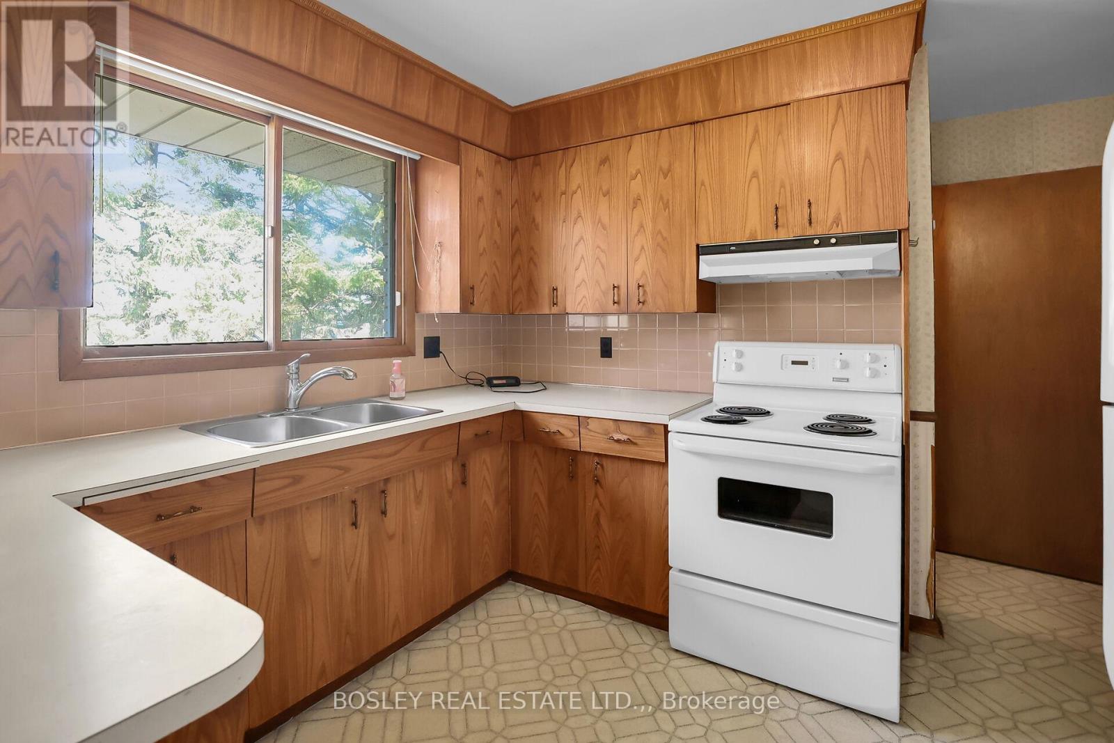 1320 NIAGARA STONE ROAD - 5