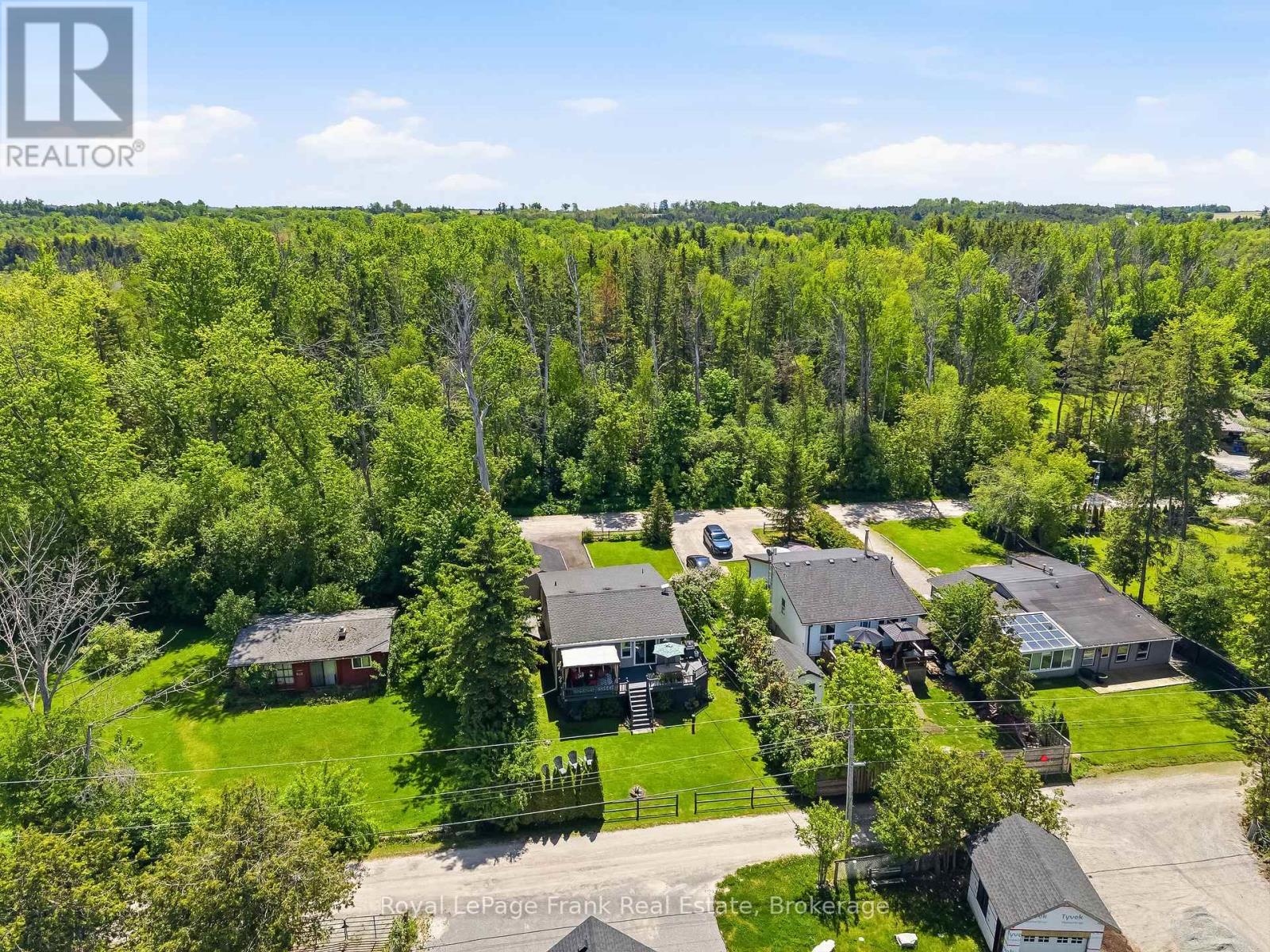 18 ARMSTRONG AVENUE - 45